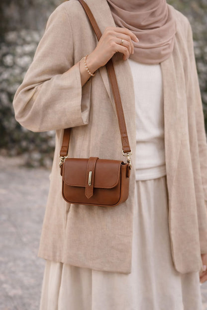 Classic Cross Body